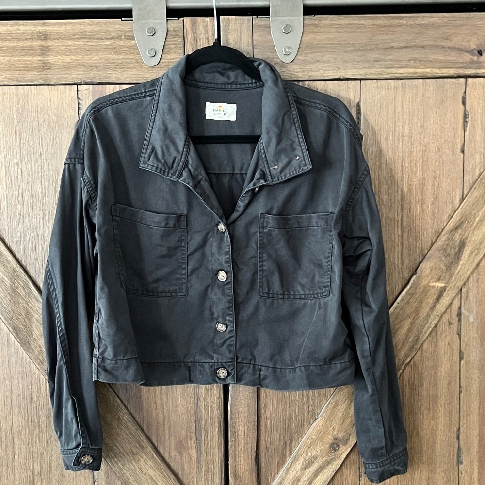 Marine Layer 100% Tencel Cropped Button Up Washed Black Jacket Size Small EUC